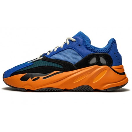 Chaussures basket Yeezy 700 bright blue