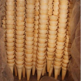 Carton simples de 1000 cornets moulés pour glace, idéal pour les professionnels de la restauration et de la vente de glace