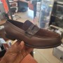 Mocassins Homme en Cuir style Louis Vuitton Noir avec Logo Métallique