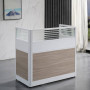 Meuble, Bureau de réception Moderne avec Cloison en verre rayé et panneaux en bois clair