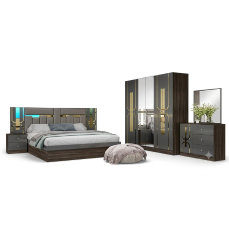 Chambre à Coucher Model:6631, ( Lit double, armoire 4 portes, coiffeuse et tables de chevet) sans matelas